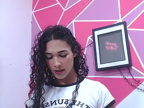 Tifany Adams online show from October 13, 2025, 8:10 pm