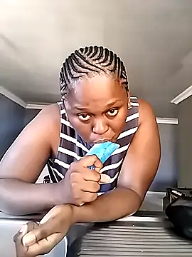 Snapshot of Doooollars chatting on January 6, 2026, 1:04 pm Doooollars online show from January 6, 2026, 1:04 pm