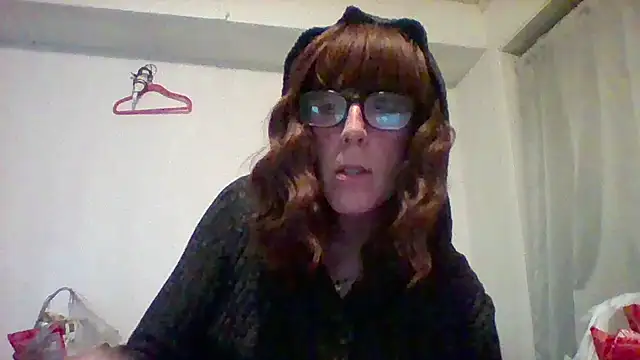 Snapshot of Lexi_Rose_x chatting on November 2, 2025, 1:21 am Lexi Rose x online show from November 2, 2025, 1:21 am