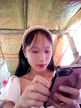 minachao- online show from October 26, 2025, 1:50 am