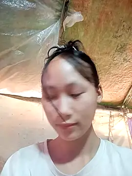 minachao- online show from November 19, 2025, 3:17 am