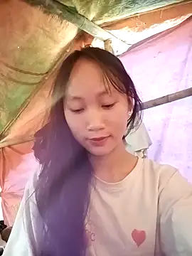 minachao- online show from November 26, 2025, 2:33 am