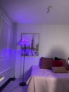 HoneyMollyX online show from January 12, 2026, 1:07 pm