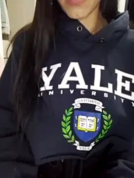 you yuyuu online show from December 14, 2025, 6:08 am