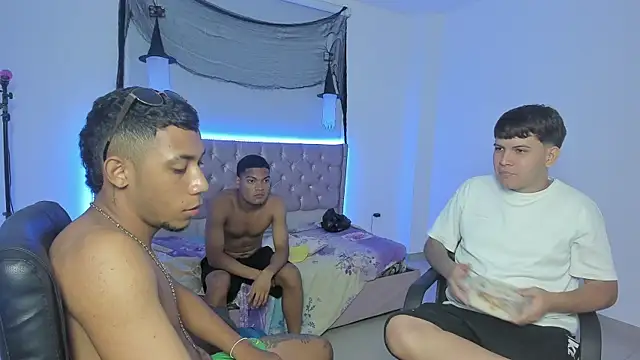 isaac master77 online show from November 19, 2025, 3:17 am