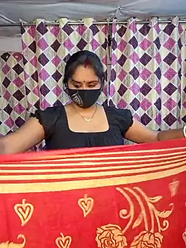 Snapshot of Sweet-Maddlina chatting on February 27, 2026, 11:10 am Sweet-Maddlina online show from February 27, 2026, 11:10 am