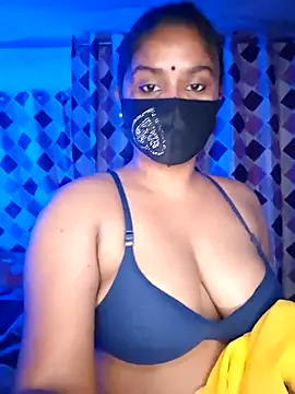 Snapshot of Sweet-Maddlina chatting on March 3, 2026, 4:08 am Sweet-Maddlina online show from March 3, 2026, 4:08 am