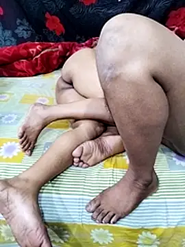 Snapshot of modhu82 chatting on February 10, 2026, 5:34 pm modhu82 online show from February 10, 2026, 5:34 pm