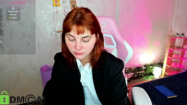 Rene Shine online show from November 19, 2025, 5:13 pm