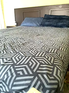 Snapshot of BIGXMELLOW chatting on November 22, 2025, 10:47 am BIGXMELLOW online show from November 22, 2025, 10:47 am