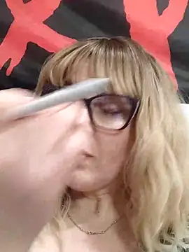 Amelialove42 online show from February 24, 2026, 8:53 pm