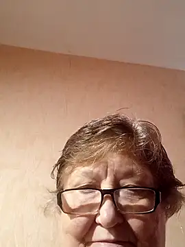 Katherine735 online show from October 24, 2025, 1:10 pm