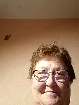 Katherine735 online show from May 1, 2026, 7:30 pm