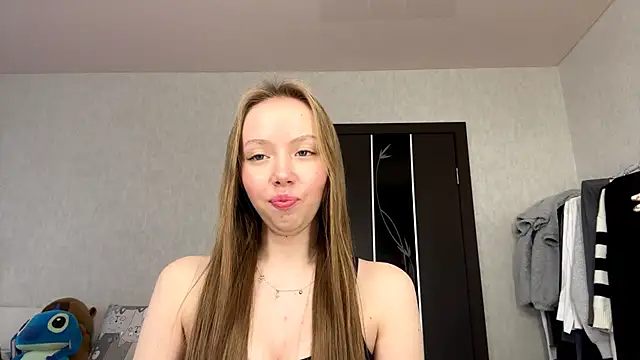 AntoniaMoravick online show from November 5, 2025, 10:18 am