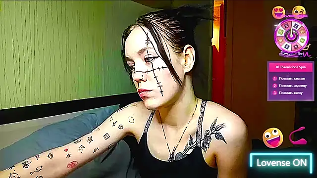 Snapshot of JennyRass chatting on May 17, 2026, 4:40 pm JennyRass online show from May 17, 2026, 4:40 pm