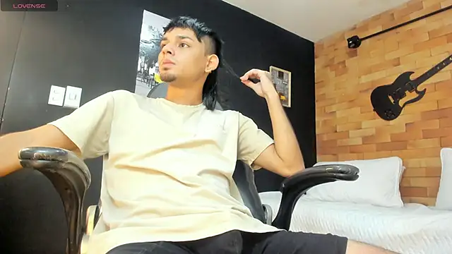 Kail nil online show from November 19, 2025, 2:44 am