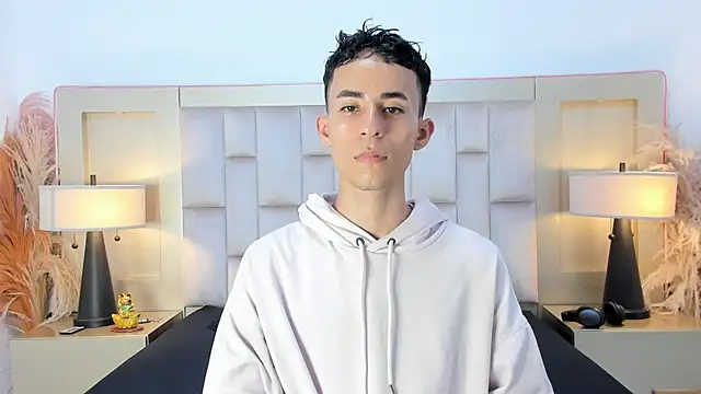 Zahir Ashar online show from April 10, 2026, 11:12 pm