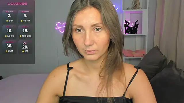 NikkiKiss   online show from October 21, 2025, 1:38 am