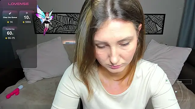 NikkiKiss   online show from November 23, 2025, 3:27 am