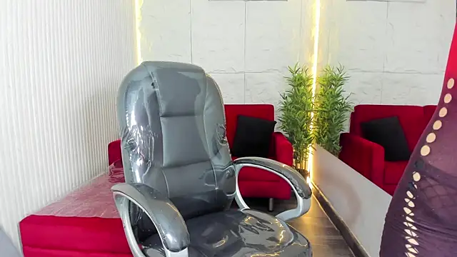 HasleyCarter online show from November 26, 2025, 11:05 pm