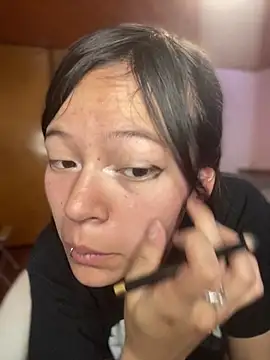 Ninfa pink online show from December 15, 2025, 7:41 pm