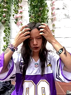 Ninfa pink online show from October 15, 2025, 3:20 pm