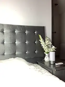 Candy Brown69 online show from October 17, 2025, 12:07 pm