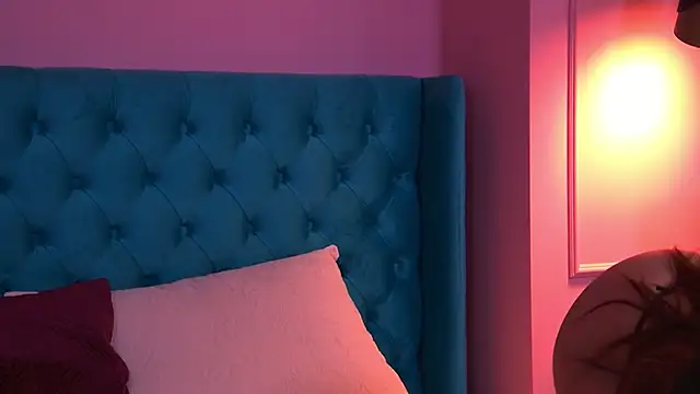 TaliaMorenne online show from October 12, 2025, 3:02 pm