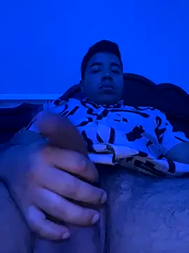 Leooxxx69 online show from October 11, 2025, 11:17 pm