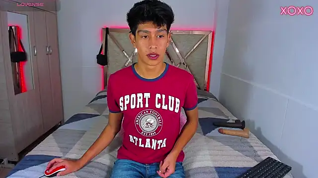 Jacovo2002 online show from October 17, 2025, 7:15 pm