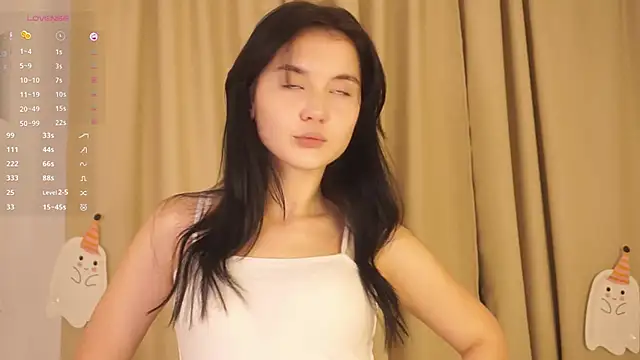 Snapshot of FluffKitty chatting on October 19, 2025, 9:06 pm FluffKitty online show from October 19, 2025, 9:06 pm