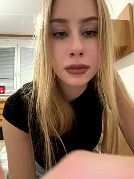 Snapshot of JudithCarly chatting on January 7, 2026, 11:43 pm JudithCarly online show from January 7, 2026, 11:43 pm