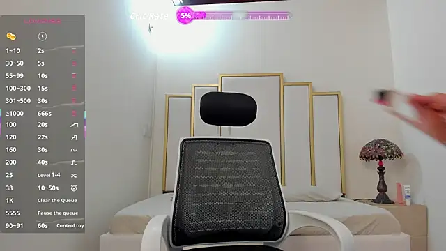 Annylittle  online show from October 19, 2025, 4:59 am