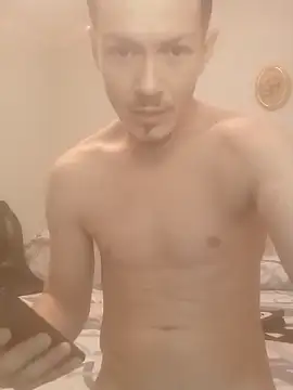 Snapshot of Graimito chatting on October 14, 2025, 11:22 am Graimito online show from October 14, 2025, 11:22 am