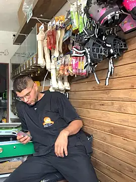 mirallesandbig online show from January 15, 2026, 4:21 pm