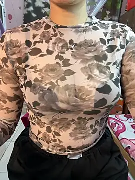 Xuka2594 online show from November 5, 2025, 2:14 am