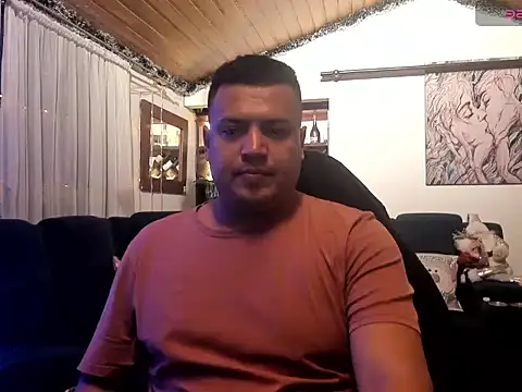 Snapshot of __Aragon__ chatting on December 5, 2025, 3:16 am Aragon online show from December 5, 2025, 3:16 am