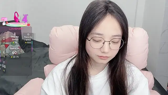 Snapshot of _xiaoniaojiang chatting on November 29, 2025, 1:33 pm xiaoniaojiang online show from November 29, 2025, 1:33 pm