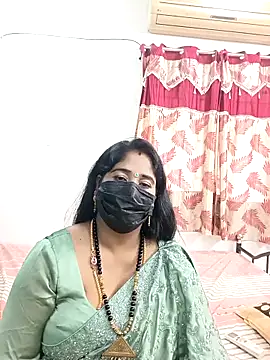 tamil-aunt online show from November 15, 2025, 3:21 am