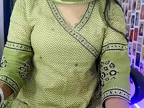 your Tanu 02 online show from October 20, 2025, 8:42 pm