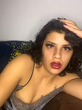 Snapshot of Biaaxxxsexy chatting on October 24, 2025, 7:24 pm Biaaxxxsexy online show from October 24, 2025, 7:24 pm