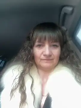 Butterfly8385 online show from November 6, 2025, 9:35 am