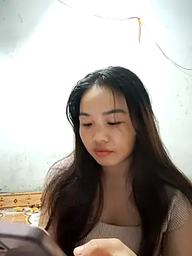 pusi xinh online show from October 10, 2025, 1:34 pm