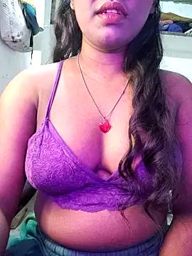 Lovely Payal online show from February 19, 2026, 9:50 am