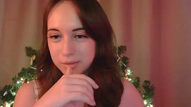 VeraLush online show from December 18, 2025, 12:42 pm