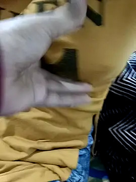 Snapshot of HOT-CPL-11 chatting on November 16, 2025, 6:34 pm HOT-CPL-11 online show from November 16, 2025, 6:34 pm