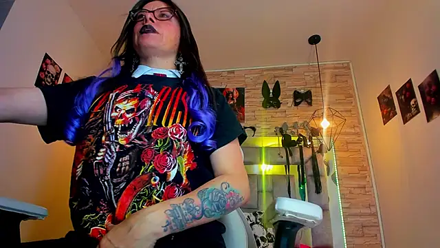 Evangelinejoness  online show from March 23, 2026, 2:50 pm