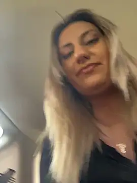 SinfulLovers33 online show from October 26, 2025, 10:37 am