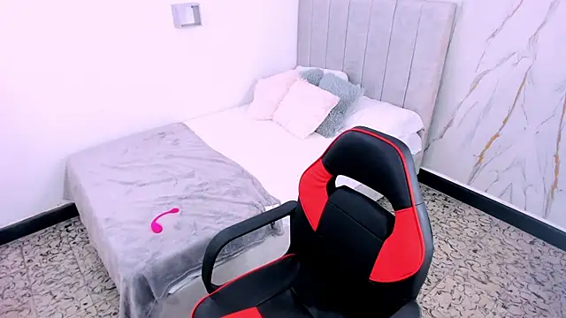 Amira mansour online show from November 14, 2025, 6:55 pm