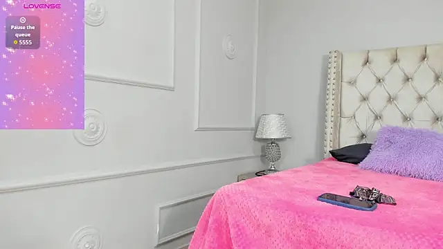 Snapshot of Charlie_Storm_ chatting on January 18, 2026, 2:15 am Charlie Storm online show from January 18, 2026, 2:15 am